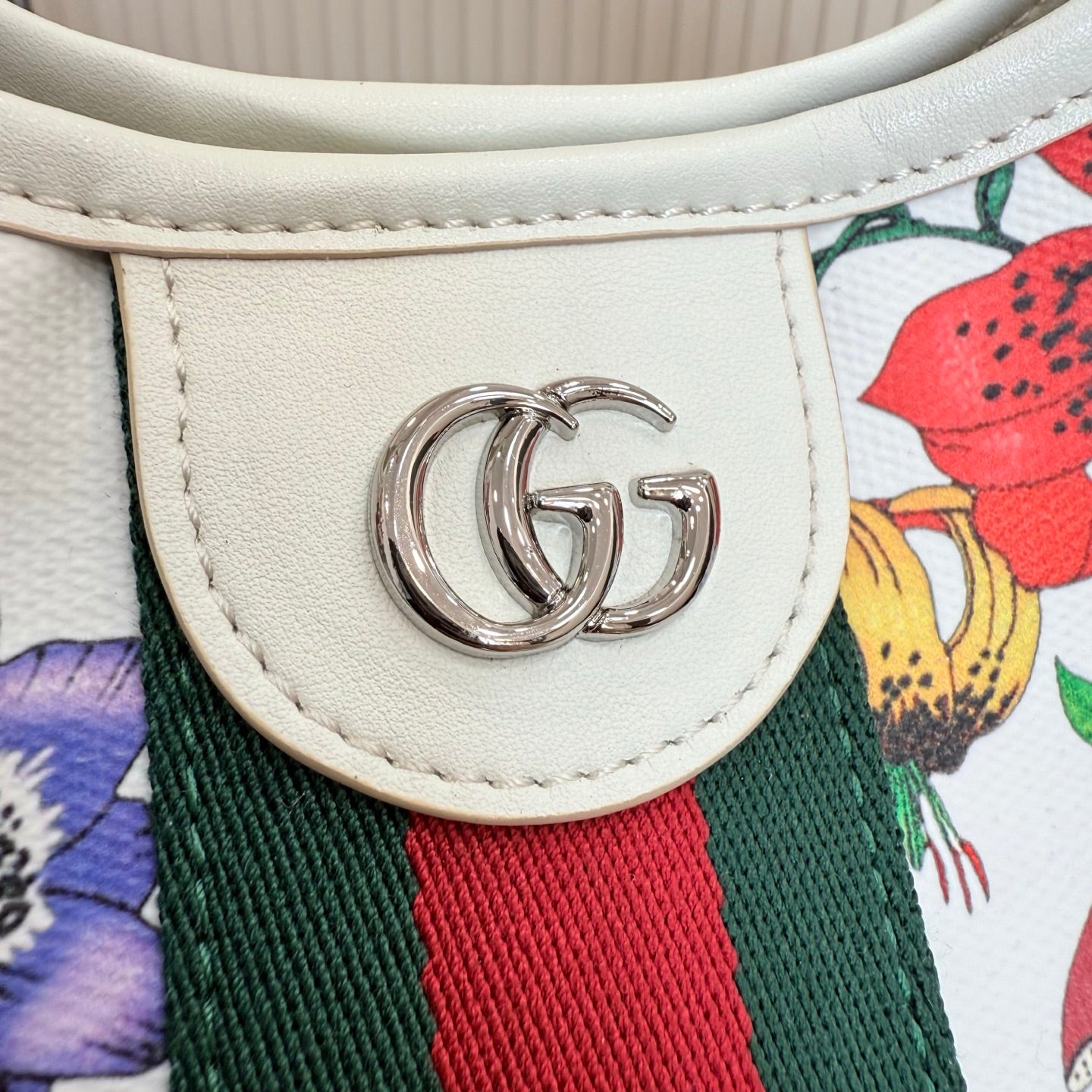 GC - GF - White - L