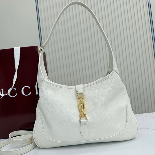 GC - 1961 - White - L